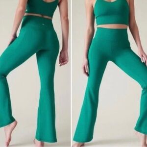 Athleta Salutation Flare Pants, excellent condition!